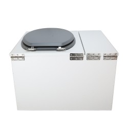 Toilette sèche avec bac à copeaux de bois. bois blanc, abattant gris. Livré avec bavette inox et seau inox 22 litres