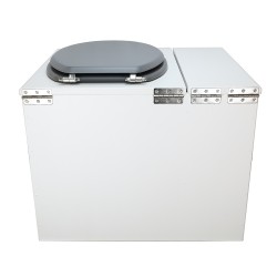 Toilette sèche en bois blanc avec bac intégré, abattant gris, seau inox et bavette inox. Hauteur PMR 50 cm.
