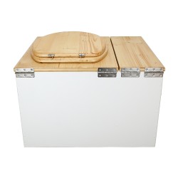 Toilette sèche avec bac à copeaux de bois. bois blanc/huilé, abattant huilé. Livré avec bavette inox et seau inox.