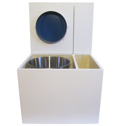 Toilette sèche rehaussée en bois blanc avec bac intégré à droite, abattant bleu, seau inox, bavette inox