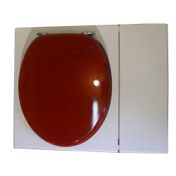 Toilette sèche rehaussée en bois blanc avec bac intégré à droite, abattant rouge, seau inox, bavette inox