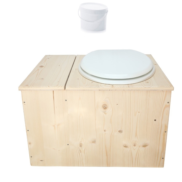 Toilette sèche avec bac à copeaux de bois